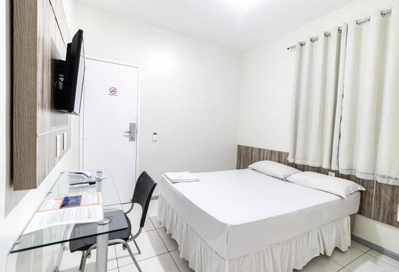 Quarto Estandar, Aeroporto Montese Star