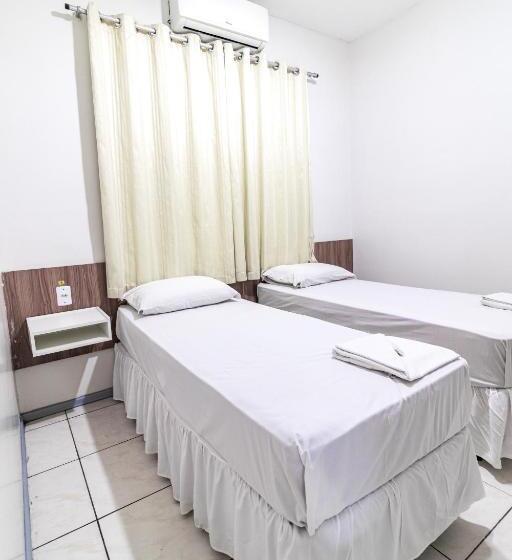 Quarto Estandar, Aeroporto Montese Star