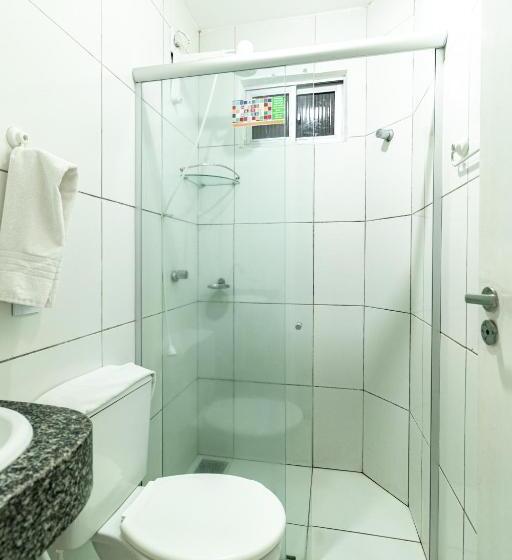 标准三人间, Aeroporto Montese Star