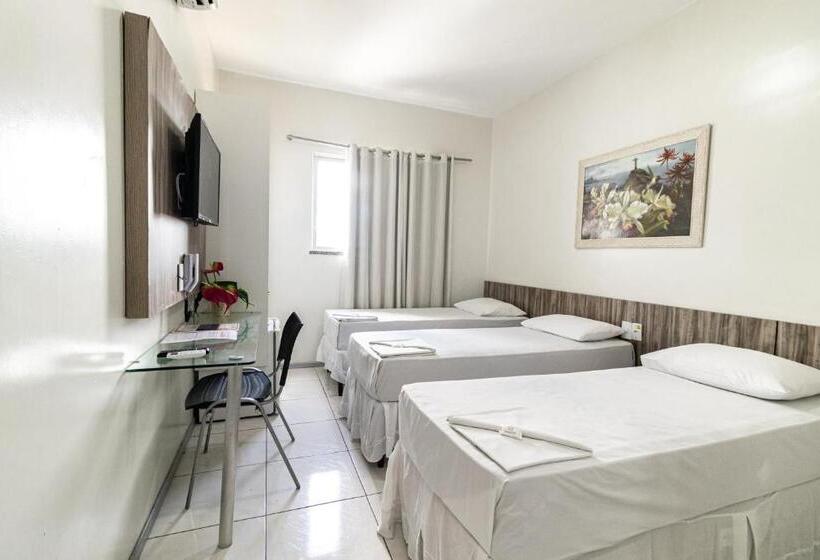 标准三人间, Aeroporto Montese Star