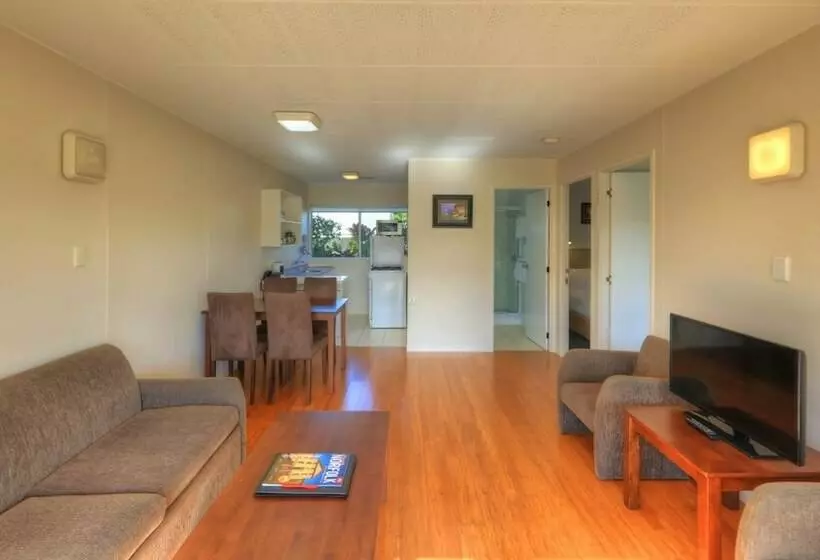 آپارتمان 2 خوابه, Aloha Apartments