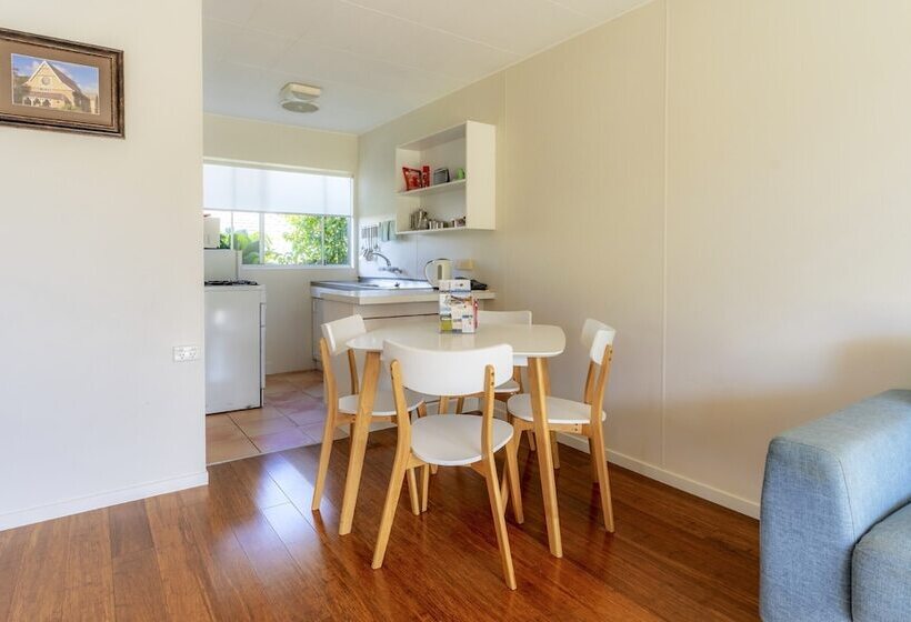 آپارتمان 2 خوابه, Aloha Apartments