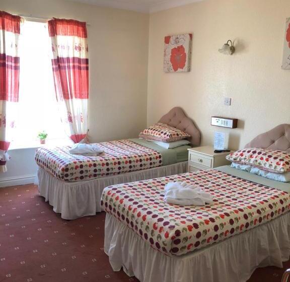 اتاق استاندارد با چشم‌انداز دریا, Athol Blackpool