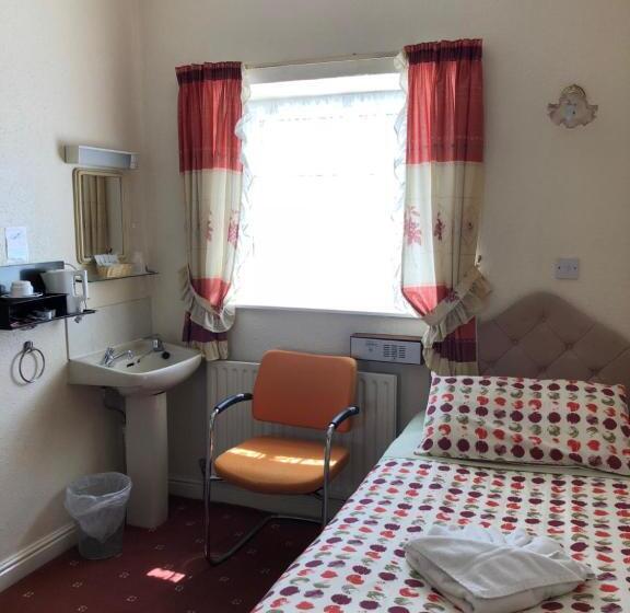 חדר סטנדרט יחיד, Athol Blackpool