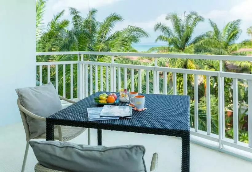オーシャンビューデラックスルーム, Bandara On Sea, Rayong