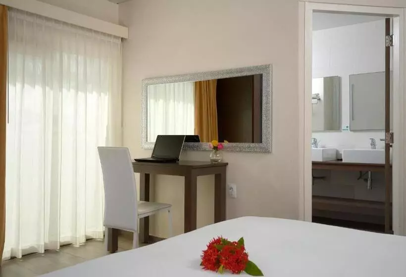سوئیت با تخت بزرگ, Belmar Oceanfront Apartments