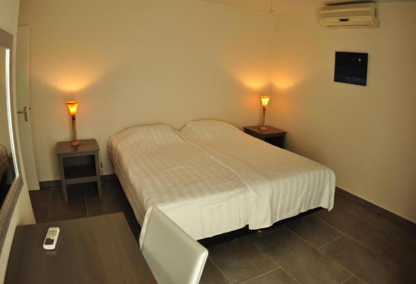 سوئیت با تخت بزرگ, Belmar Oceanfront Apartments