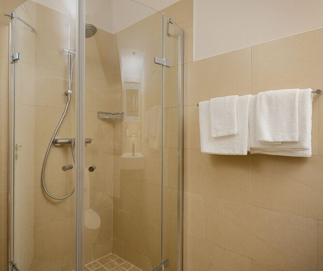 1 Bedroom Penthouse Apartment, Belmar Oceanfront Apartments