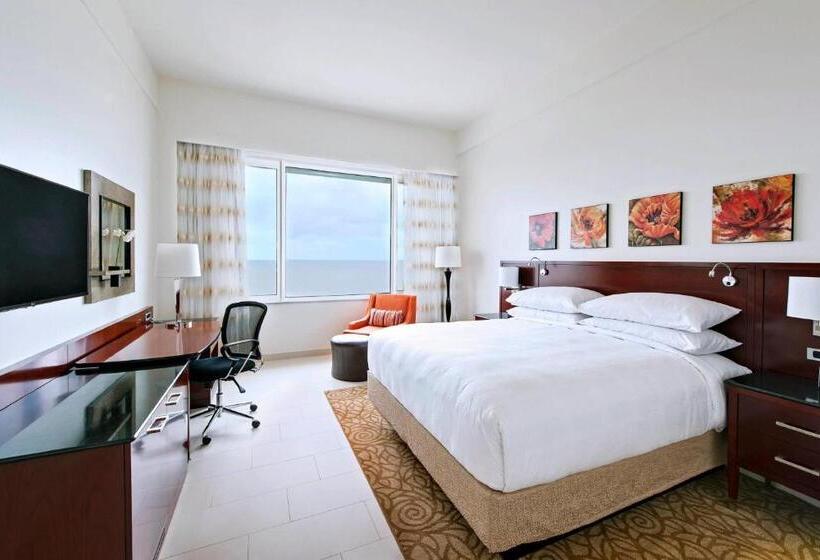 带大床的行政房间, Guyana Marriott Hotel Georgetown