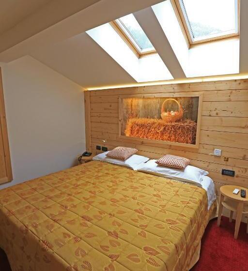 סוויטת דופלקס, Ladina