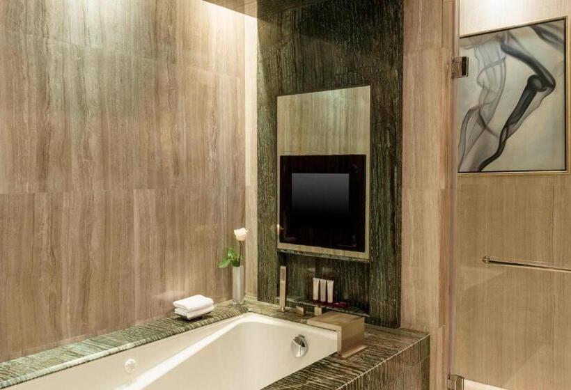 سوئیت با تخت بزرگ, Le Méridien City Centre Bahrain