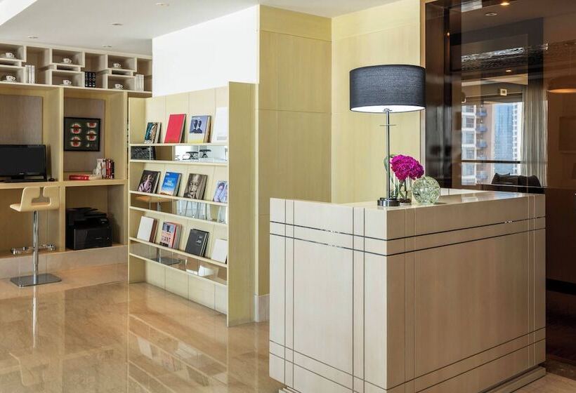 اتاق کلاب, Le Méridien City Centre Bahrain