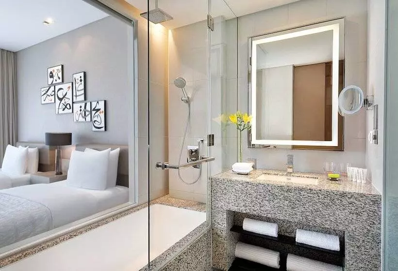 اتاق کلاب, Le Méridien City Centre Bahrain