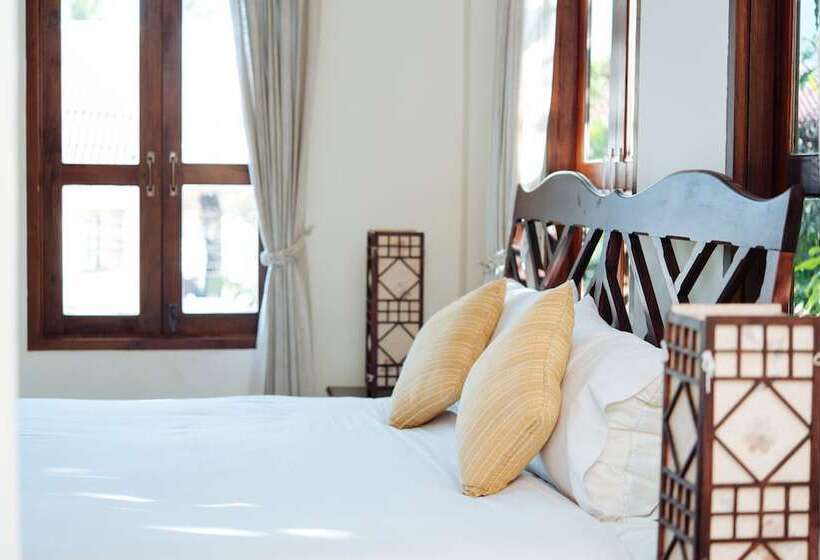 اتاق لوکس خانوادگی, Luang Prabang Legend