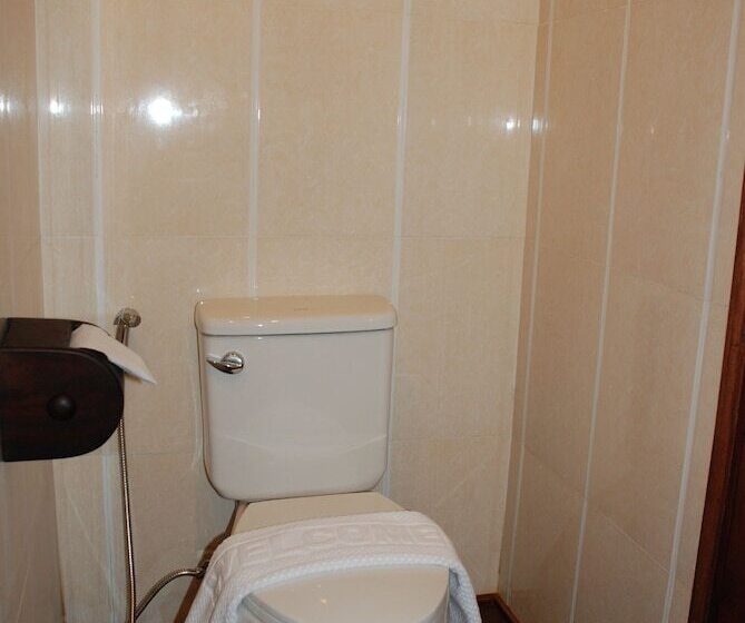 اتاق لوکس, Luang Prabang Legend