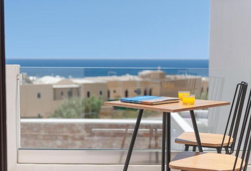 Полулюкс, Mar N Mar Crown Hotel Suites