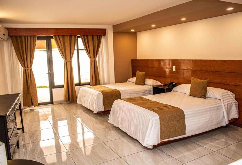 اتاق استاندارد با چشمانداز باغ, Maria Dolores San Luis Potosi