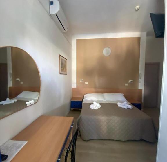 اتاق استاندارد سه نفره, New Primula