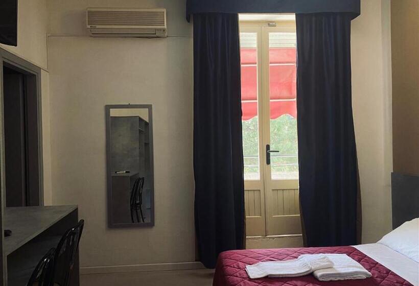 اتاق استاندارد سه نفره, New Primula