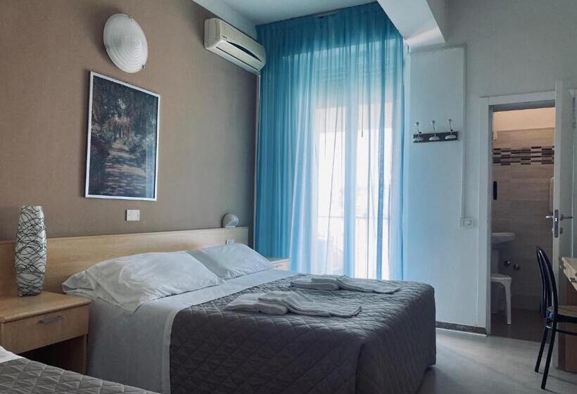 اتاق استاندارد سه نفره, New Primula