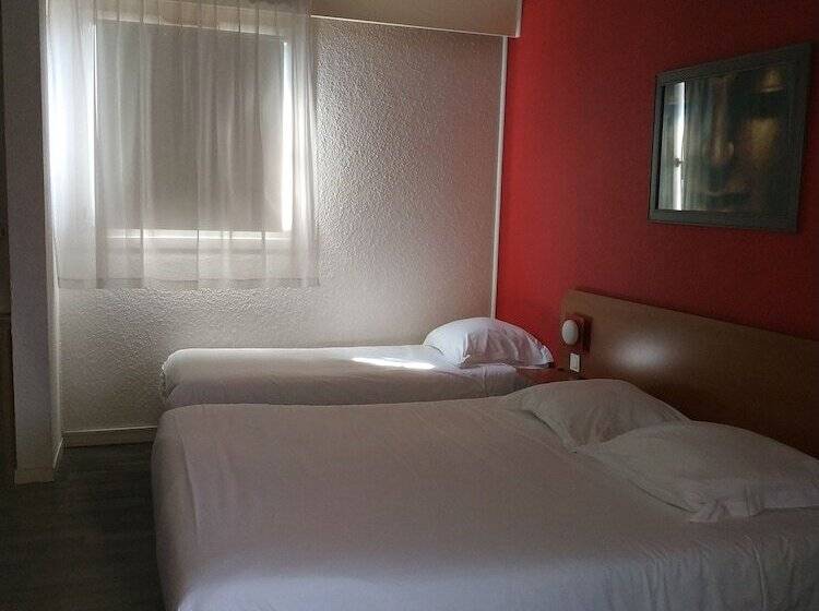 Номер Стандарт, Restaurant Du Lac Agen