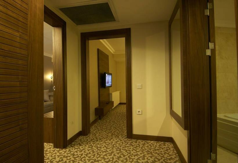 جناح عائلي, Safran Thermal Resort