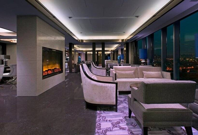 Номер Клуб, Sheraton Qingdao Licang