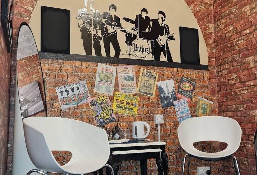 テーマパークスイートルーム, The Mercury, Blackpool   Over 21 S Only