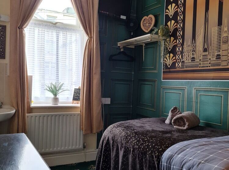 Standard Enkeltværelse, The Mercury, Blackpool Over 21 S Only