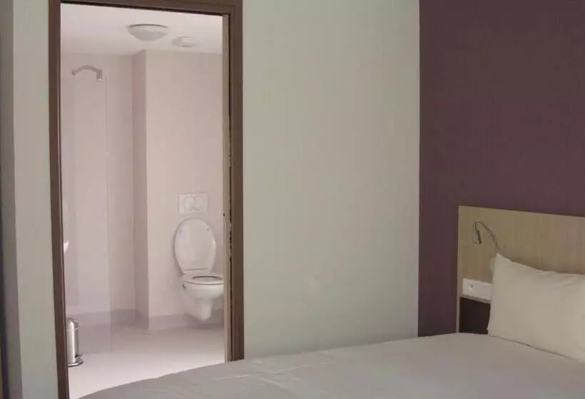 スタンダードルーム, The Originals Access, Hôtel Cholet Gare