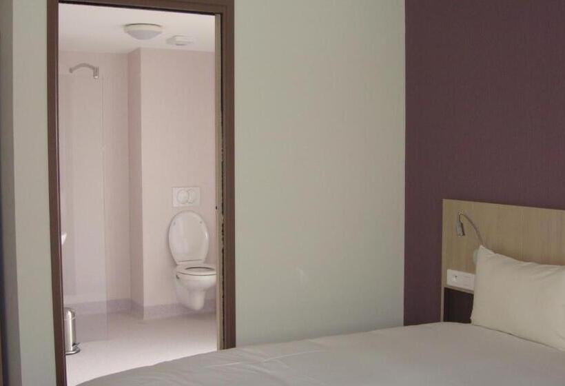 家庭间, The Originals Access, Hôtel Cholet Gare