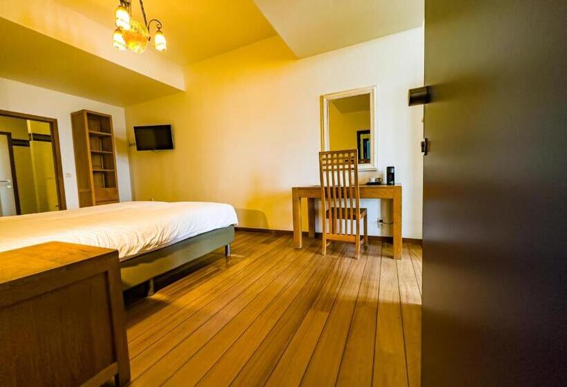 اتاق استاندارد با چشمانداز دریا, Villa Select