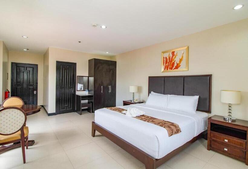 سوییت, Main Hotel & Suites