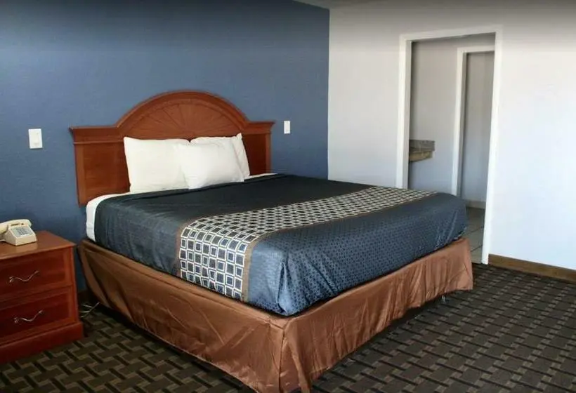 キングサイズベッドのスタンダードルーム, Economy Inn