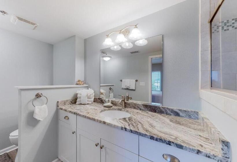 Апартаменты 2 Спальни, Tropic Isl 205