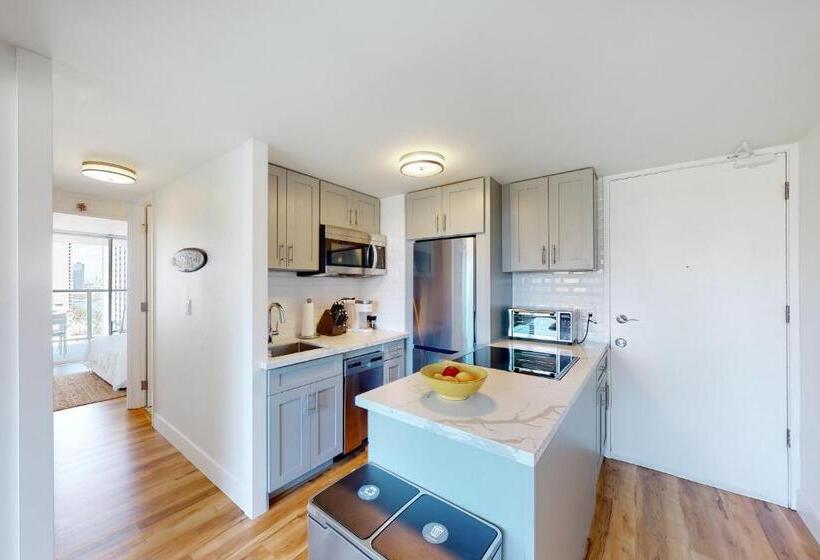 آپارتمان 1 خوابه, Island Colony 1602