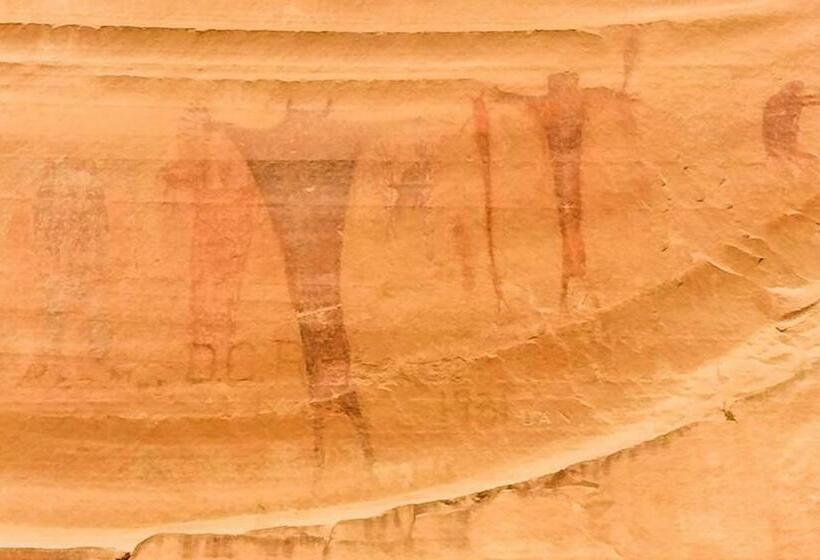 Апартаменты 3 Спальни, Red Cliff 2j