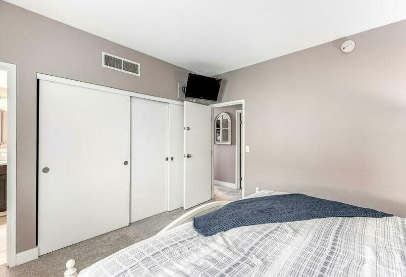 דירת שני חדרים, Sand & Sea: Room 308