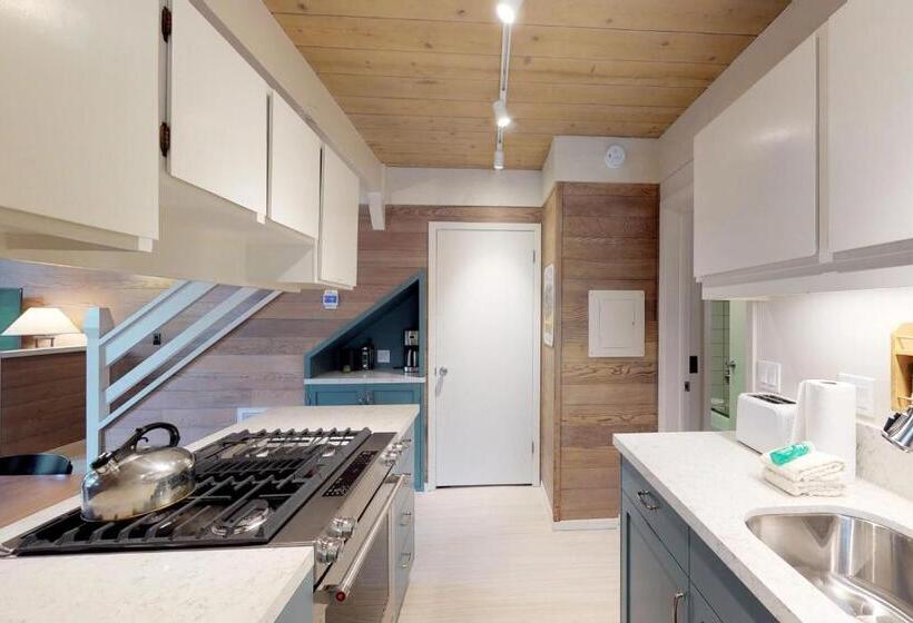 شقة 3 غرف, Tranquil Family Retreat