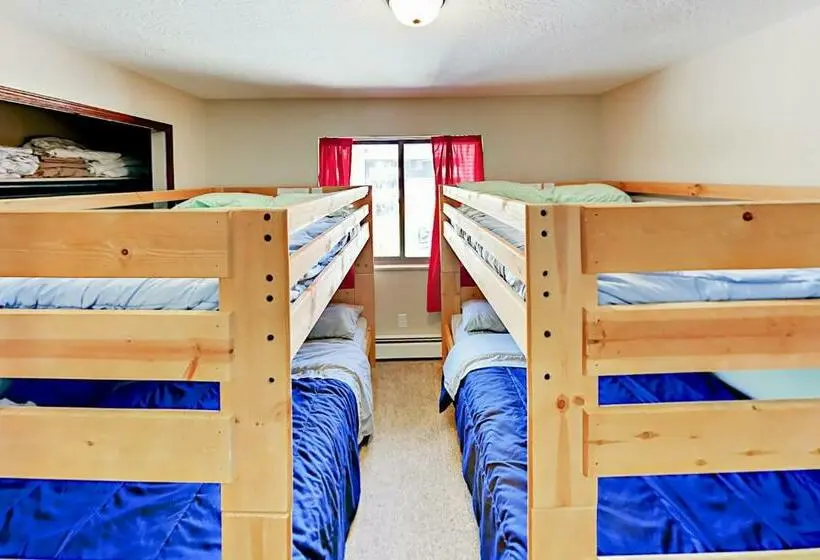 Huoneisto 2 Makuuhuonetta, Mountian View Condo Unit S303