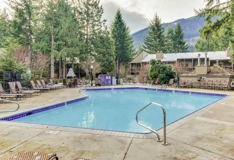 Апартаменты 3 Спальни, Welches Fairway Retreat