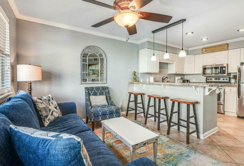 דירת שני חדרים, Summer Breeze 21