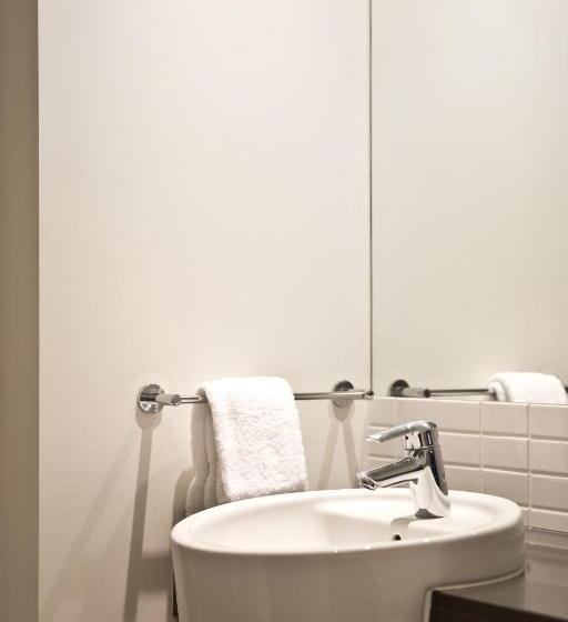 חדר סטנדרט עם נוף, Cairns Private Apartments