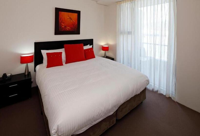 דירת חדר נוף לגינה, Cairns Private Apartments