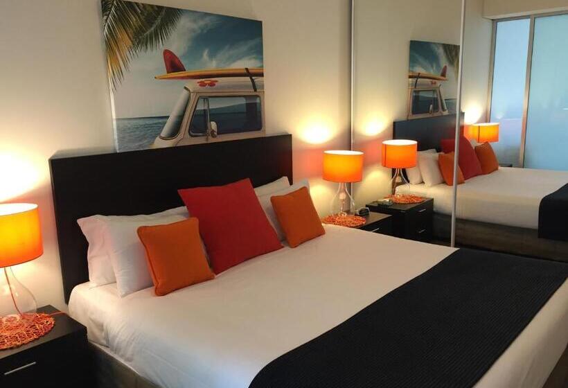 דירת חדר נוף לגינה, Cairns Private Apartments