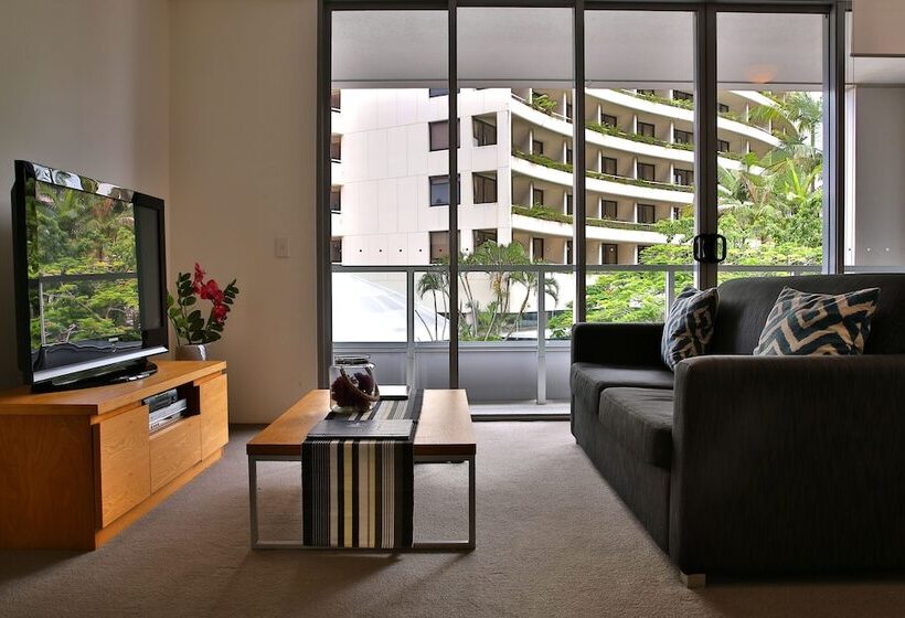 דירת חדר נוף לגינה, Cairns Private Apartments