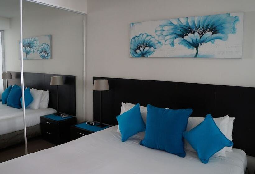 דירת חדר נוף לגינה, Cairns Private Apartments