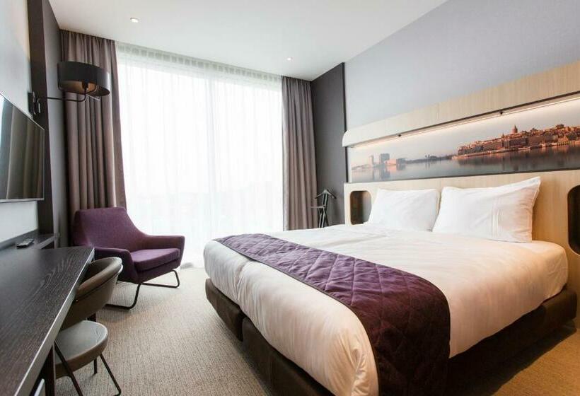 Standard Room, Corendon Amsterdam Newwest, A Tribute Portfolio