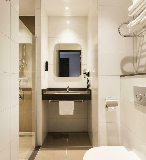 غرفة قياسية ثلاثية, Corendon Amsterdam Newwest, A Tribute Portfolio