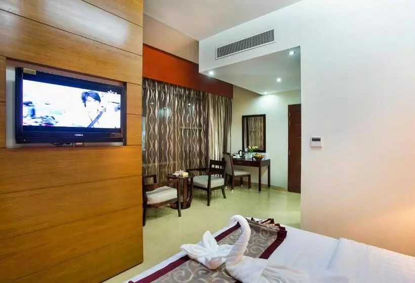 اتاق اجرایی, Fars Hotel & Resorts   Bar Buffet Pool Spa